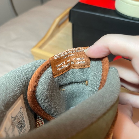 Nike Air Jordan 1 Element GORE-TEX Legend Sand Medium Olive - Picture 6 of 14